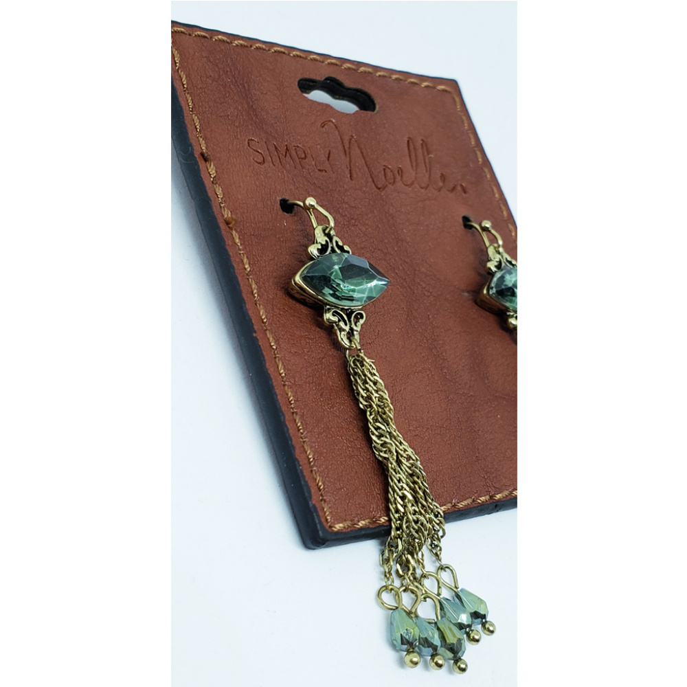 Simply Noelle Gold Tone Green Emerald Earrings NWT🤩 - Picture 3 of 10